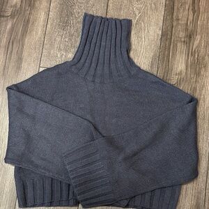 Women's Ribbed Turtleneck Sweater - Dark Gray